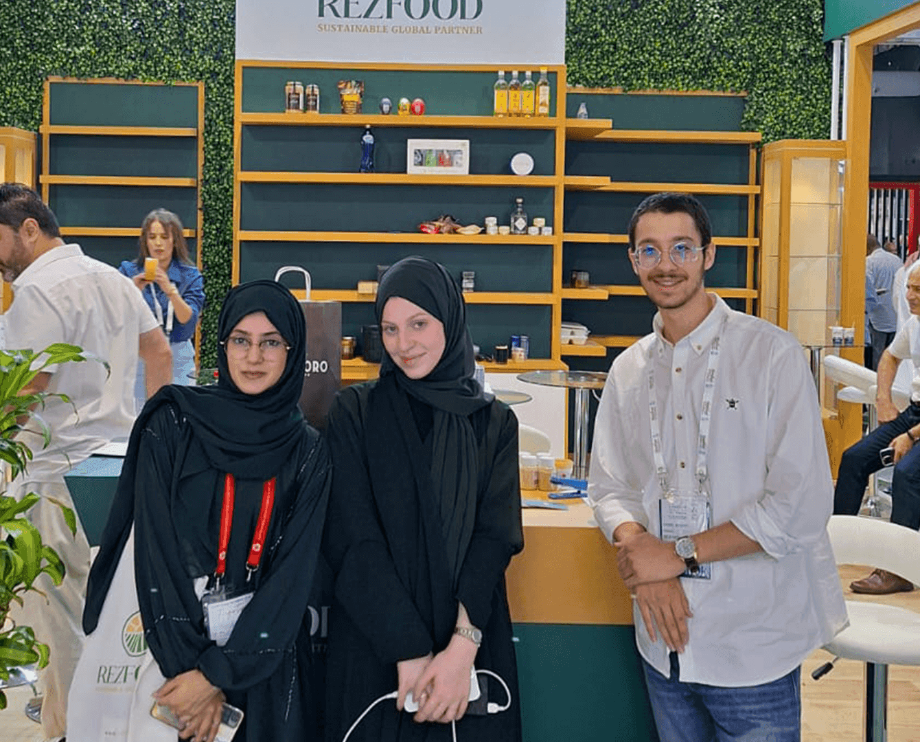 Host & Hostesses